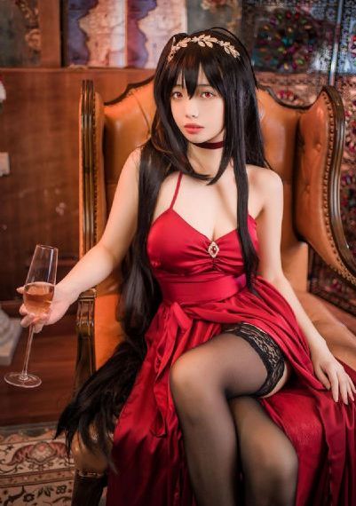 古堡女仆的服务在线观看_720全集免费观看