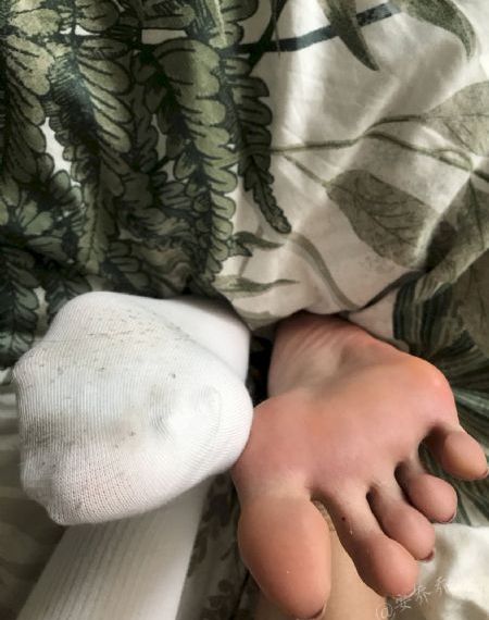 梁洁 白色橄榄树_全集无删减版高清免费观看