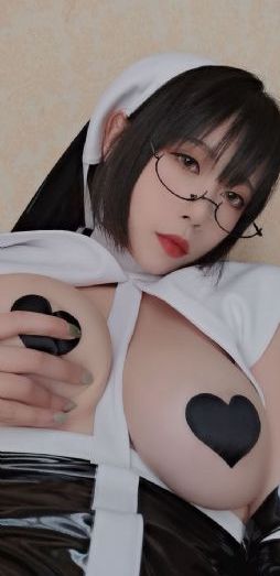 女大学生的沙龙室3在线观看_高清完整在线观看