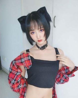 阿诺拉免费观看_BD英语影视在线观看